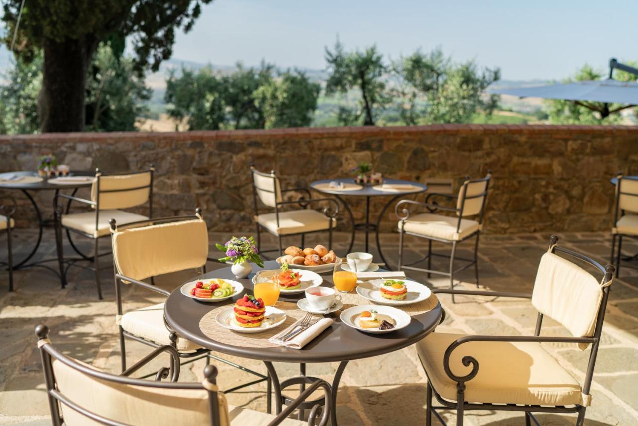 Hotel Castello Banfi - Il Borgo Poggio alle Mura Esterno foto