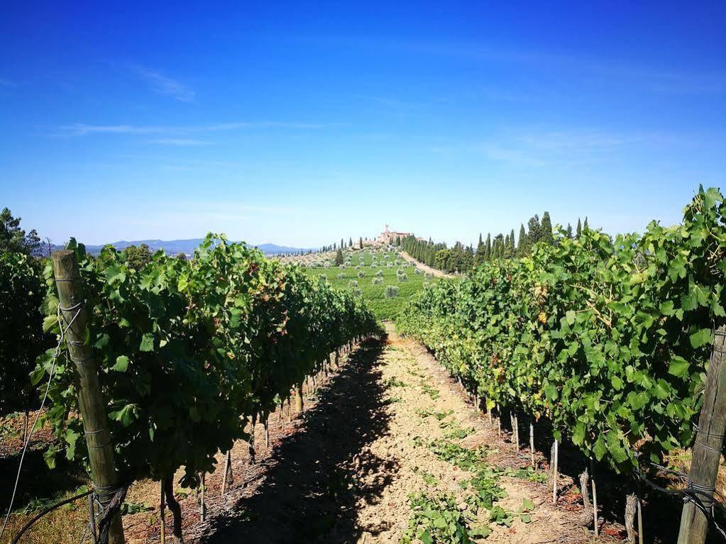Hotel Castello Banfi - Il Borgo Poggio alle Mura Esterno foto