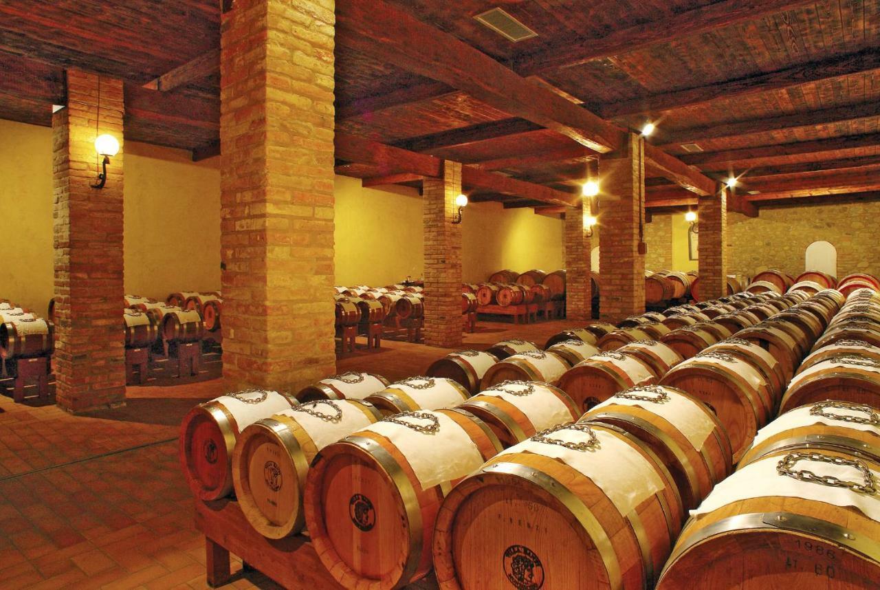 Hotel Castello Banfi - Il Borgo Poggio alle Mura Esterno foto